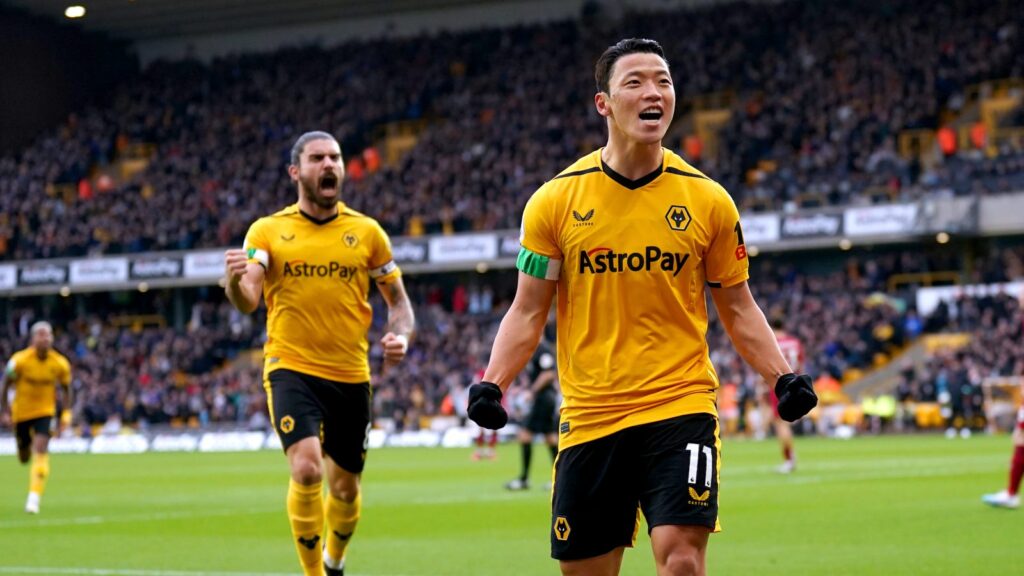 Wolves beat Liverpool