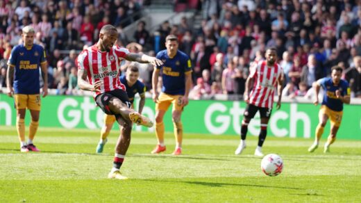 Ivan Toney penalty Brentford Newcastle